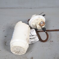 2003-2006 Porsche Cayenne Right Passenger Fuel Pump OEM 95562010321