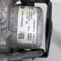 2011-2014 Porsche Cayenne Panamera Hybrid Power Brake Booster Vacuum Pump OEM