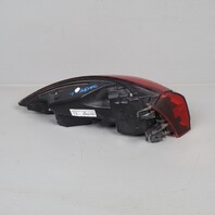 2015-2018 Porsche Cayenne Right Passenger Tail Light OEM 7P5945208R