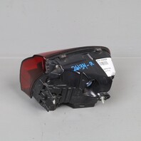 2015-2018 Porsche Cayenne Right Passenger Tail Light OEM 7P5945308N