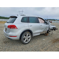 2014 VW Touareg Parts - CNRB 3.0L TDI Engine Air Suspension Stock #26157