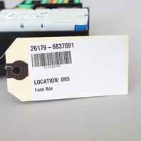 2017-2019 BMW 530i 540i G30 Trunk Fuse Box OEM 61146837091