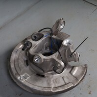 2011-2016 BMW 528i 535i 550i Left Rear Spindle Knuckle Hub 33326793769 OEM