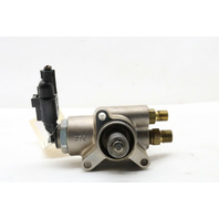 Audi A6 A8 Q7 RS4 Volkswagen Touareg Engine Mounted Fuel Pump Right