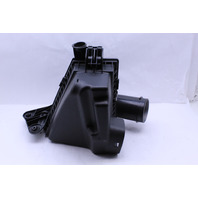 2012-2015 BMW X1 2.0 Air Cleaner Filter Box 13717588280 OEM