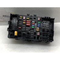 2016 GMC Yukon XL Cabin Fuse Box 23418064 OEM Used