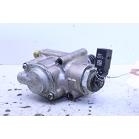 Audi A6 A8 Q7 RS4 Volkswagen Touareg Right Engine Mounted Fuel Pump 079127026C