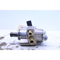 Audi A6 A8 Q7 RS4 Volkswagen Touareg Right Engine Mounted Fuel Pump 079127026C