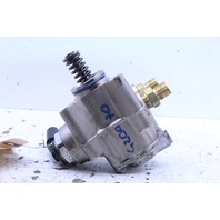 Audi A6 A8 Q7 RS4 Volkswagen Touareg Right Engine Mounted Fuel Pump 079127026C