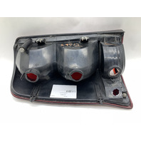 2002-2006 Cadillac Escalade Taillight Lamp Right OEM