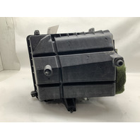 2004 Cadillac Escalade 6.0 Air Cleaner Filter Housing 15166883 OEM Used