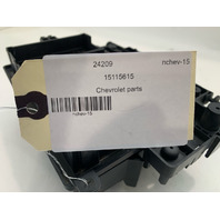 2003-2005 Chevrolet Silverado 1500 2500 Engine Wiring Harness Fuse Box OEM