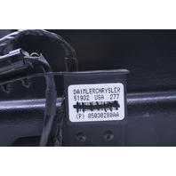 2006-2010 Chrsler 300 OEM Kicker Sub Woofer Speaker w/ Box 05030280AA