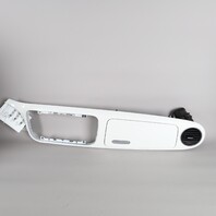 2012-2019 Volkswagen Beetle Dash Radio Stereo Trim Candy White OEM Used NOTE