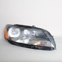 2012-2015 Volkswagen Passat Right Passenger Halogen Headlight OEM NOTE