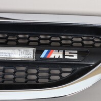 2012-2016 BMW M5 Right Side Fender Grille W/ Light 51137903880 OEM Used