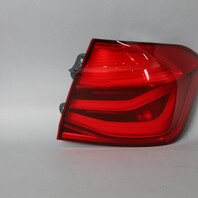2018 BMW 330e 330i 340i Right Tail Light Smoked Lense 63217456518 OEM Used
