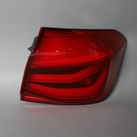 2018 BMW 330e 330i 340i Right Tail Light Smoked Lense 63217456518 OEM Used