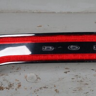 2013-2016 Dodge Dart Trunk Lid Center Reflector 68100684AF OEM Used