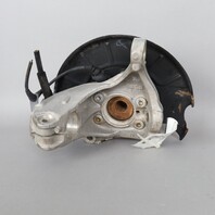 2006-2010 Volkswagen Passat Right Front Spindle Knuckle Hub 3C0407254F OEM Used