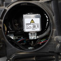 2011-2013 BMW 528i 535i 550i M5 F10 Right Xenon Headlight 63117271904 OEM Used