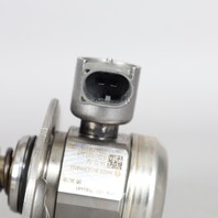 2012-2014 BMW X1 320i 328i 528i Z4 Fuel Pump High Pressure 13517584461 OEM Used