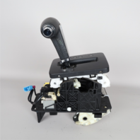 2004-2010 Volkswagen Touareg Shifter Gear Shift Selector 7L6713203D OEM Used