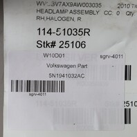 2009-2011 Volkswagen Tiguan Right Passenger Halogen Headlight OEM NOTE