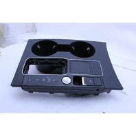 2019 Volkswagen Atlas Center Console Shifter Gear Indicator Cup Holder OEM