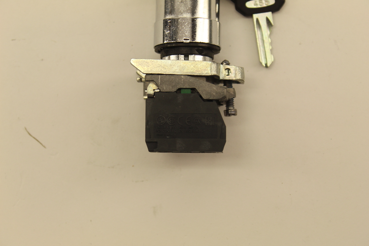 Schneider Electric ZBE101 with Two Way Key Selector Switch PLC