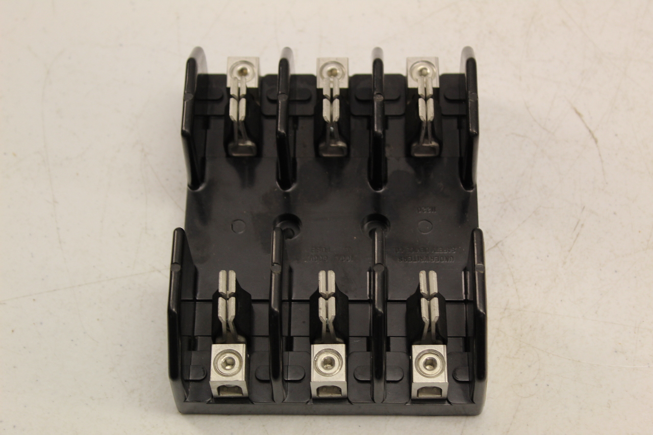 Bussmann 600V100A Wire Fuse Holder Fuse Block PLC Surplus Supply, LLC