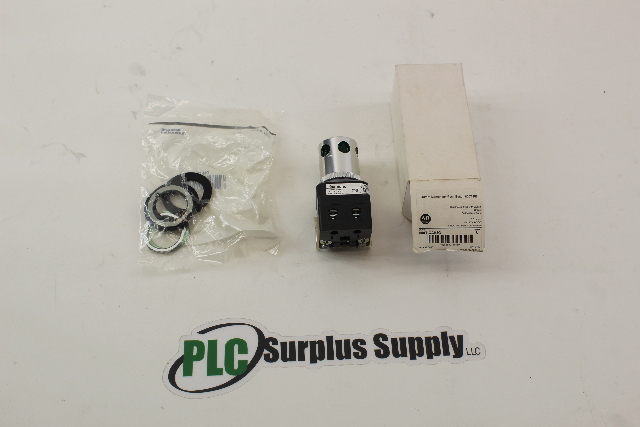Allen Bradley 800T-QAH2G Momentary Push Button 12-130V AC/DC New in Box