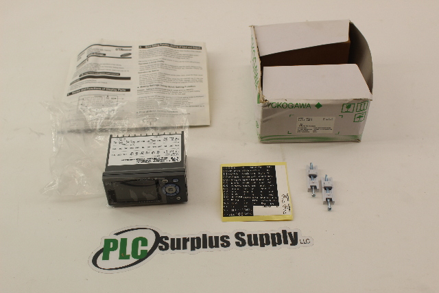 Yokogawa UM33A-000-11 Digital Indicator With Alarms New In Box