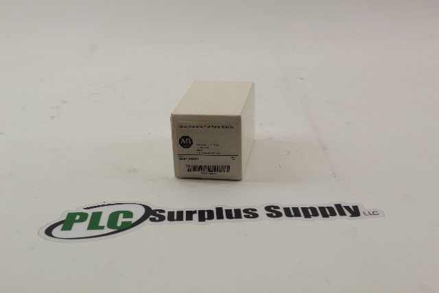 Allen Bradley 800H-AR2D1 Momentary Push Button Black New Sealed