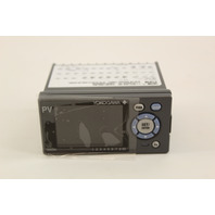 Yokogawa UM33A-000-11 Digital Indicator With Alarms New In Box