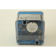 Honeywell C6097A1004 Pressure Switch New