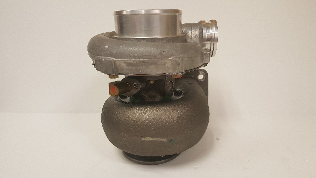 Turbocharger for John Deere Equipment with a 6466T 400 Series Engine - Garrett # 465355-9003, OEM # RE33786 - RE36037