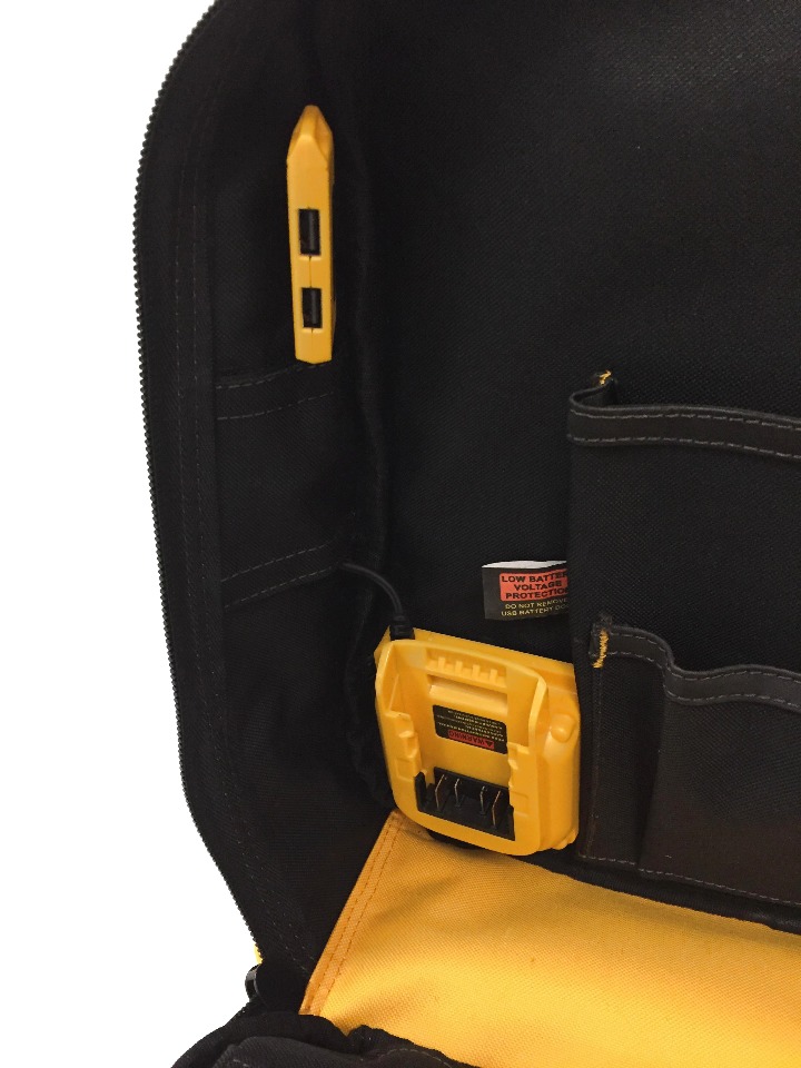 DeWALT DGC530 20V 23 Pocket USB Charging Tool Backpack Tool Bag