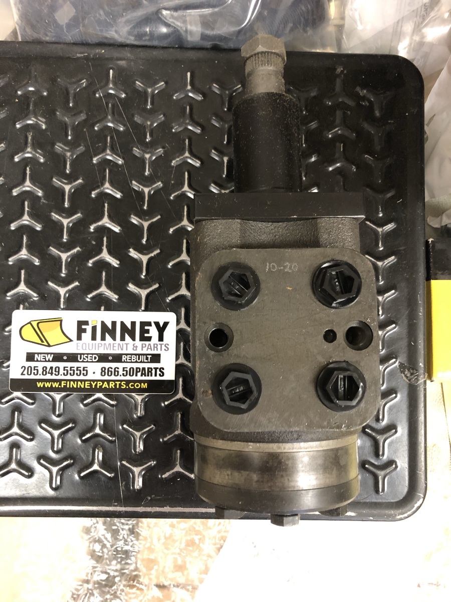 thumbnail interactive-video image 1 of Power Steering Cylinder Kit For Case Industrial 586C 586D 586E - Stevens Lake Parts 1 of 3