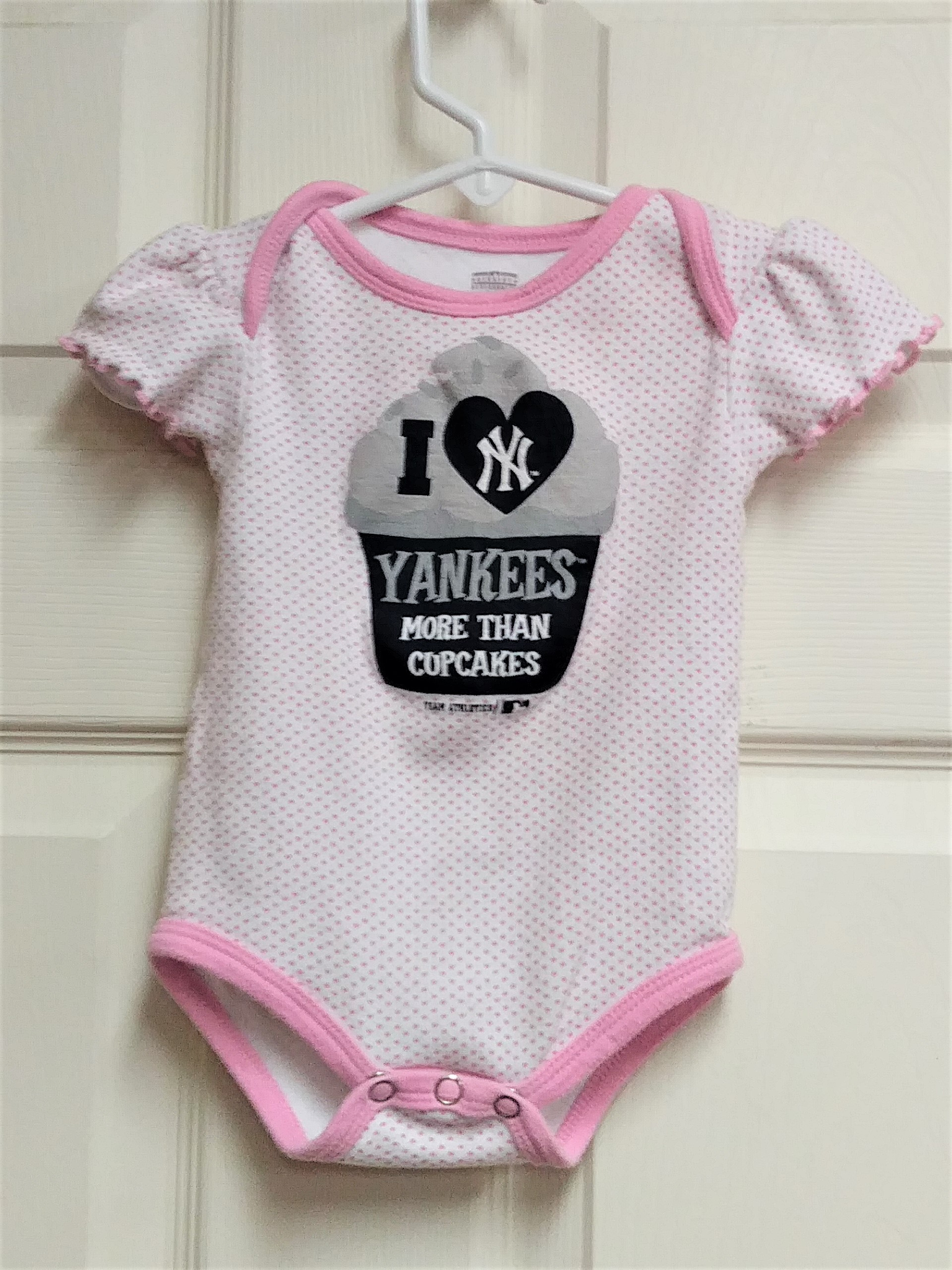 I Love New York Yankees More Than Cupcakes Baby Girl Pink Bodysuit Size