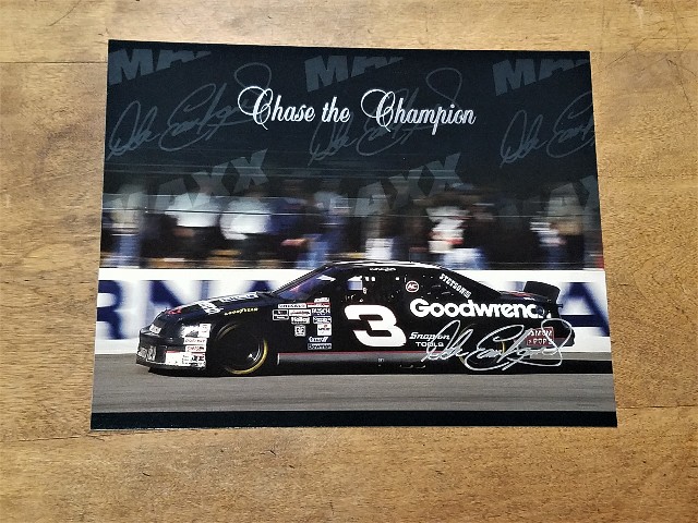 1995 Maxx Chase the Champion #4 Dale Earnhardt's Car Jumbo 8x10 Card