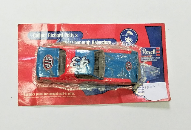 1998 Revell Wisk Promo 1:64 Richard Petty #43 STP 1967 Plymouth Belvedere