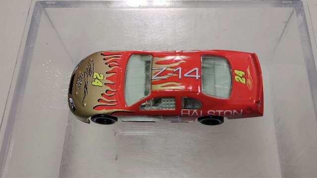 2005 Action Performance 1:64 #24 Jeff Gordon/Halston Z-14 Promo