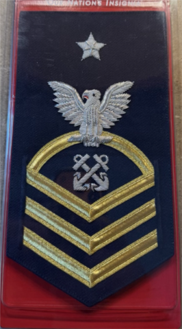 Vanguard COAST GUARD E8 RATING BADGE: BOATSWAIN MATE "BM" - BLUE