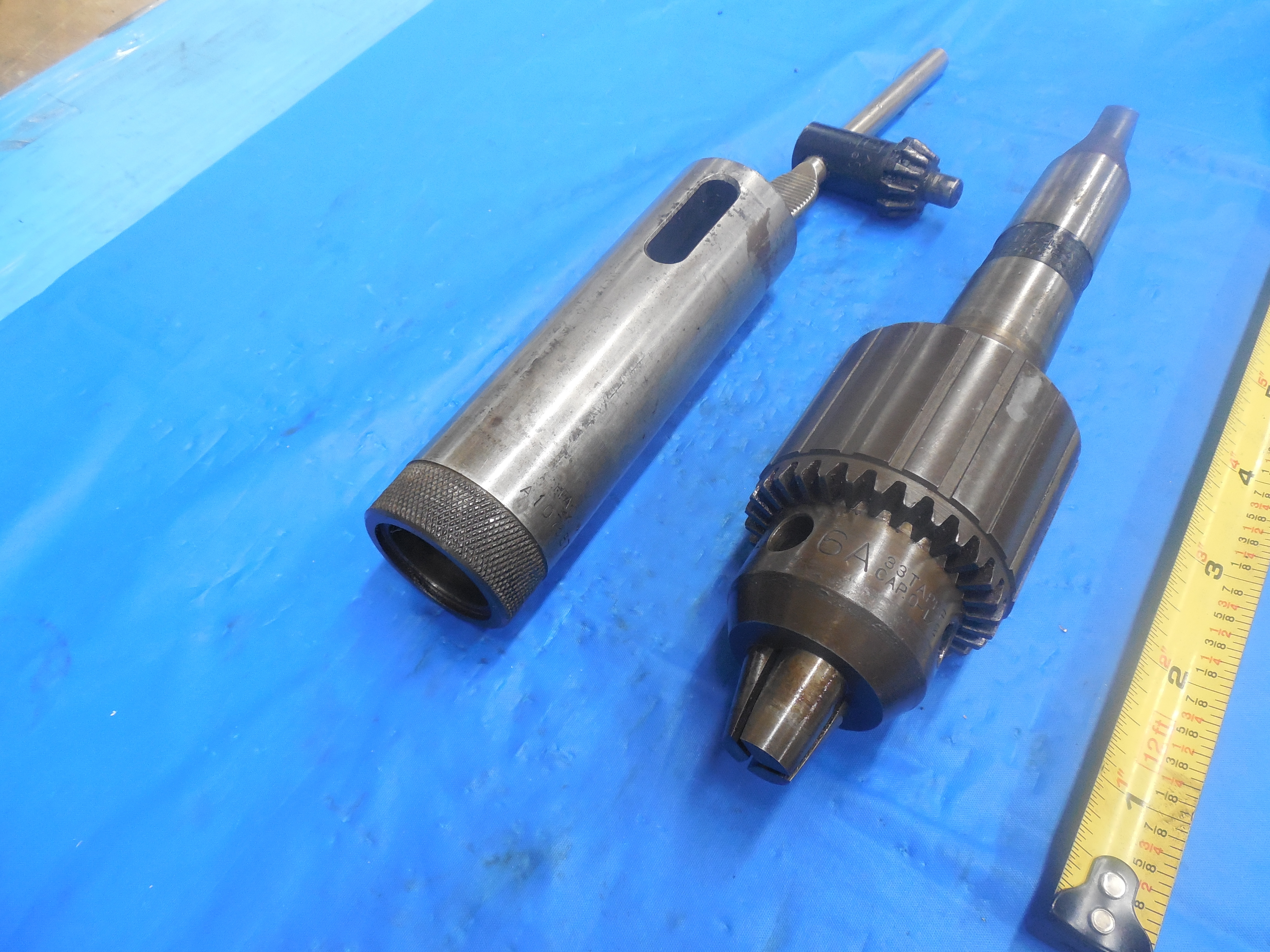 JACOBS DRILL CHUCK 6A 33 TAPER WITH MORSE TAPER 3 SLEEVE & KEY 01/2