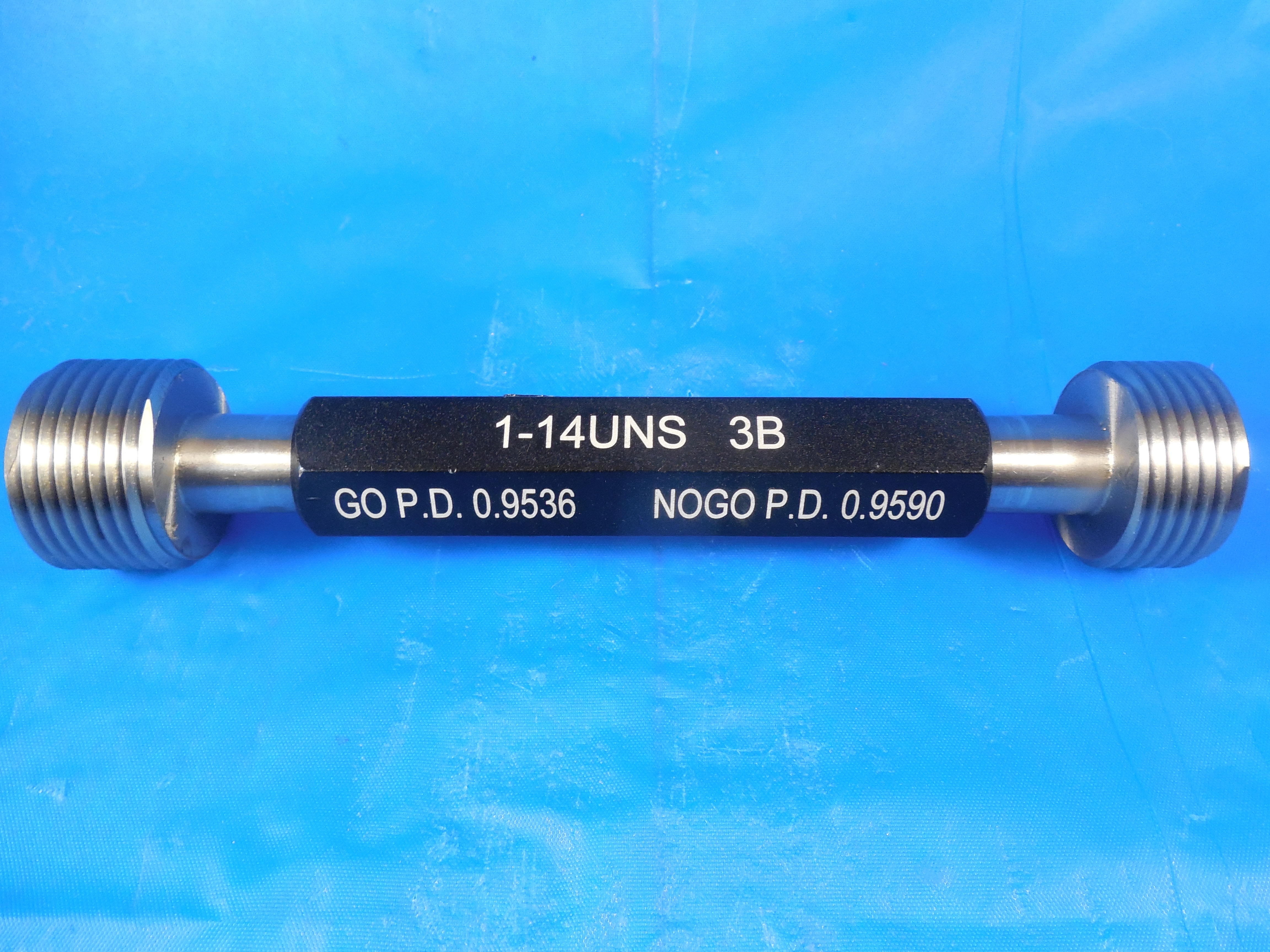 NEW 1/" 14 UNS 2B THREAD PLUG GAGE 1.0 GO NO GO P.D./'S = .9536 /& .9609 INSPECTION