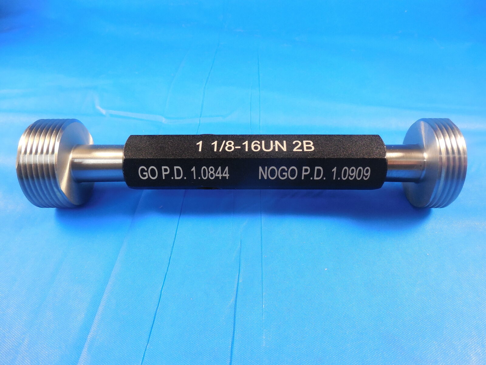 new-1-1-8-16-un-2b-thread-plug-gage-1-125-go-no-go-p-d-s-1-0844-1