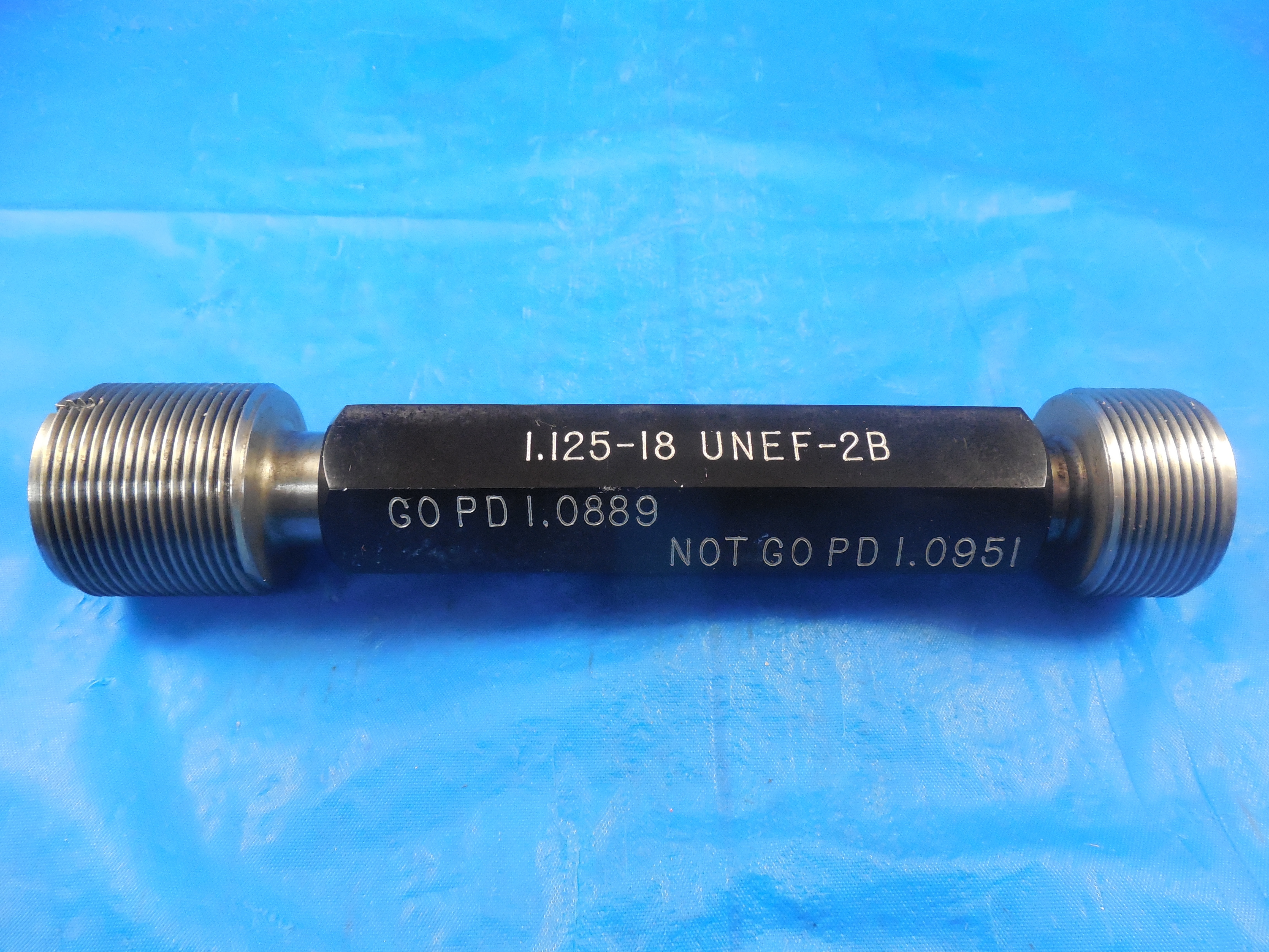 1-1-8-18-unef-2b-thread-plug-gage-1-125-go-no-go-p-d-s-1-0889-1