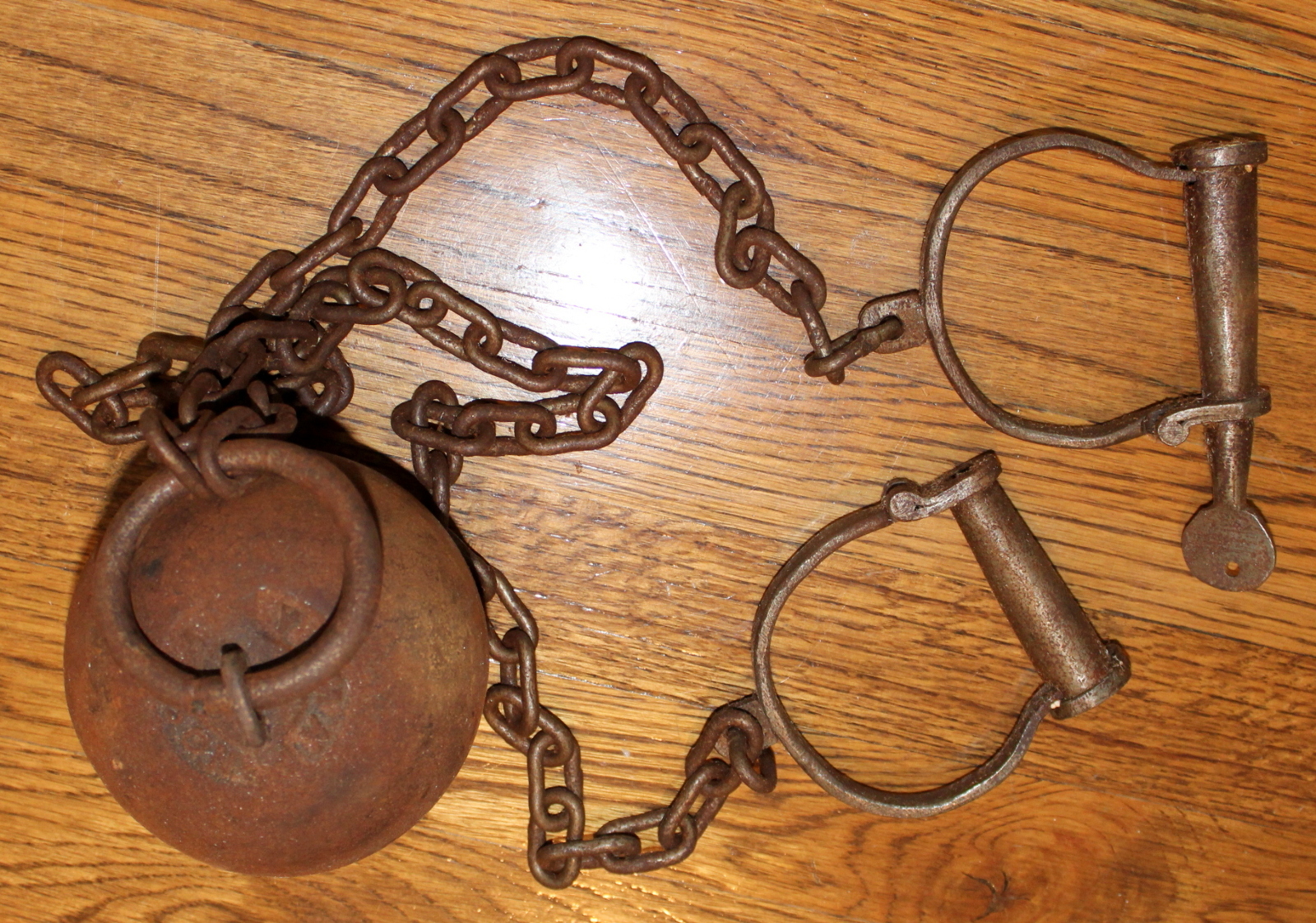 Cast Iron Ball And Chains Leg Irons Cuffs Yuma Prison Free Shipping