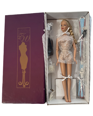 Robert Tonner Tyler Wentworth Doll in Original Box Ski Retreat Blond Braid